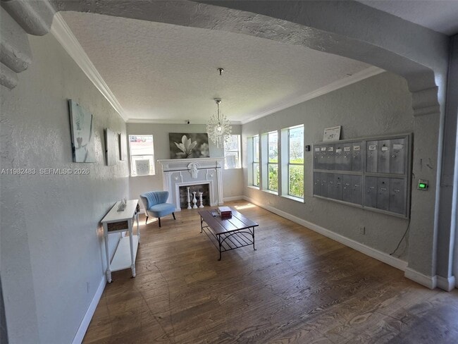 Building Photo - 1027 Pennsylvania Ave