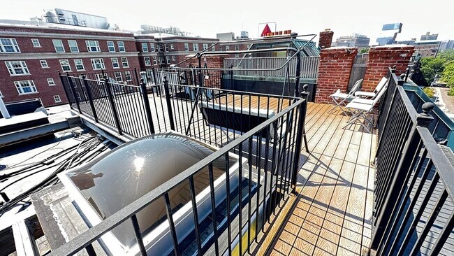 Building Photo - 29 Bay State Rd