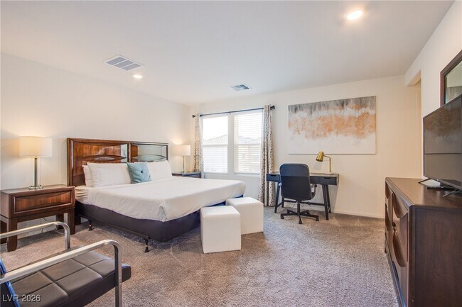 Building Photo - 9858 W Meranto Ave