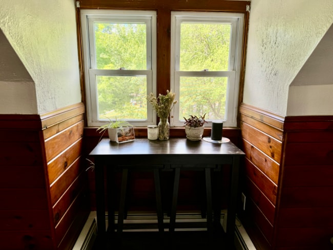 Building Photo - 2 Burdon St