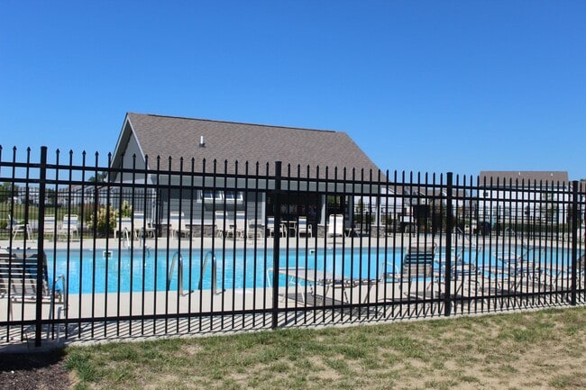 Building Photo - Spacious 4 BR in Brownsburg!