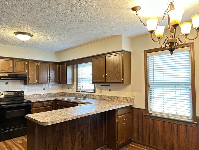 Building Photo - COMING SOON! Lovely 3 BR House in Tates Creek! Garage, Fenced Backyard, Pets Ok