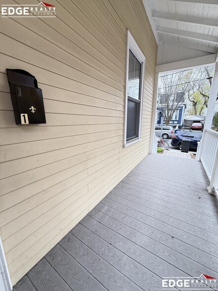 Building Photo - 23 Cottage Ave