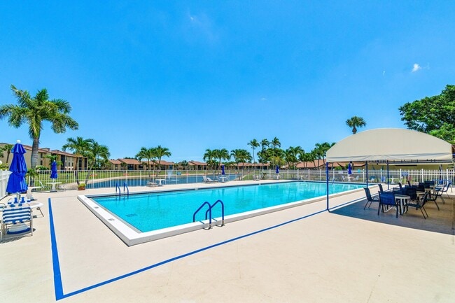 Building Photo - 826 Sky Pine Way