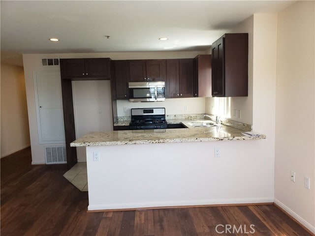 Building Photo - 14537 Archwood St