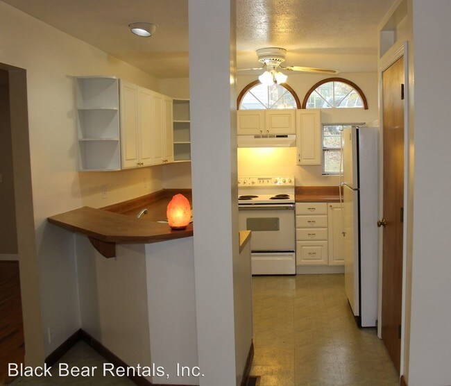 Building Photo - 3 br, 2 bath House - 29 Wentworth Ave