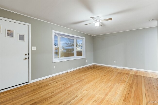 Building Photo - 4 1st St