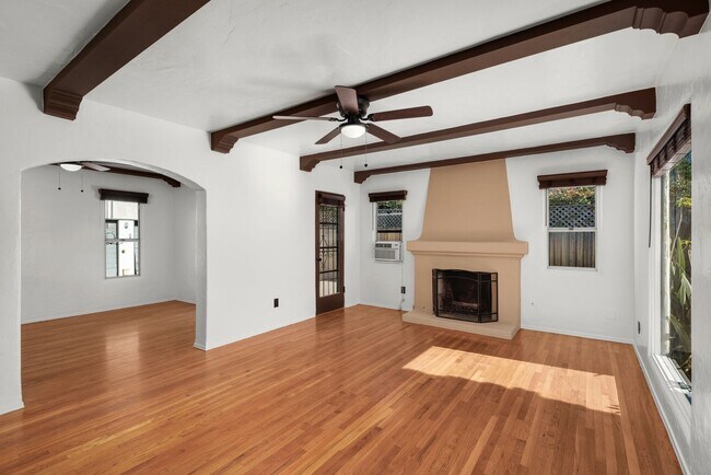 Building Photo - 4715 Soria Dr