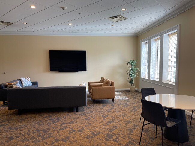 Building Photo - 3535 Patten Rd