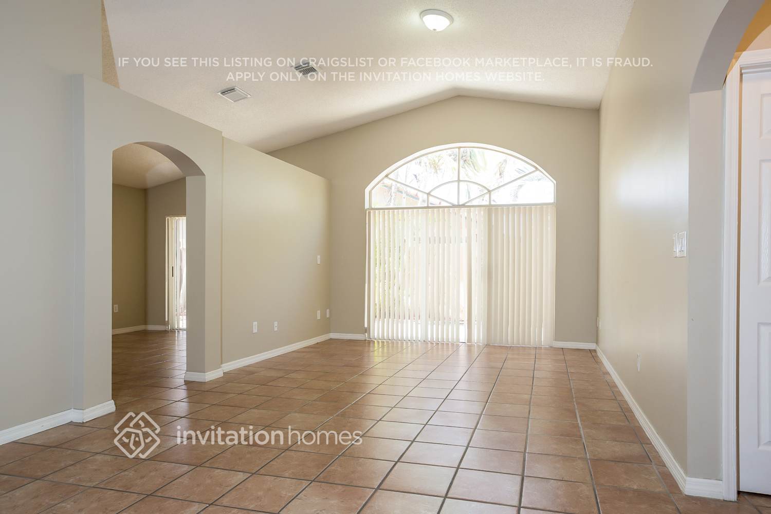 Building Photo - 15927 SW 82nd St
