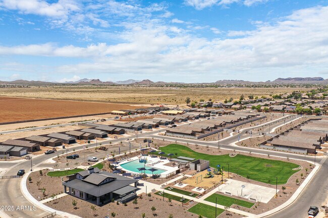 Building Photo - 30450 Sage St