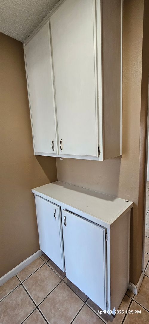 Building Photo - Orcutt Single Story Knollwood Terrace Condo with Attached One Car Garage