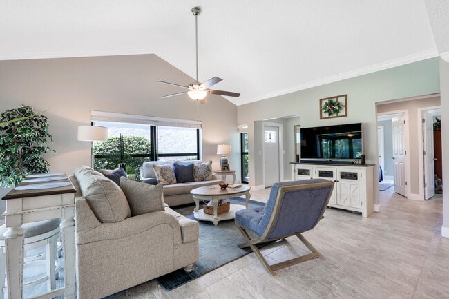 Building Photo - 2609 SW Egret Pond Cir