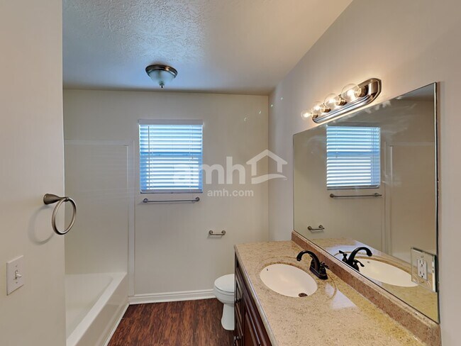 Building Photo - 2362 S 50 E