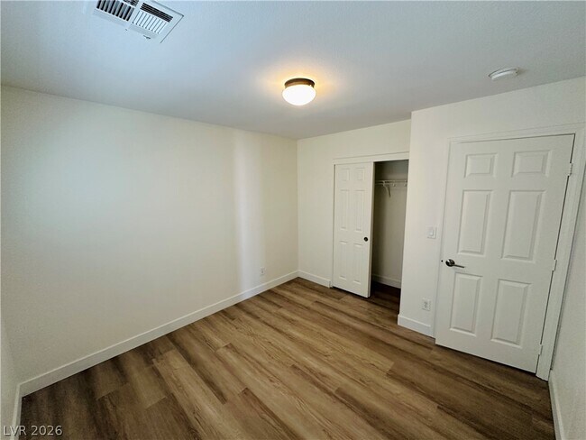 Building Photo - 8688 Mesquite Hills St