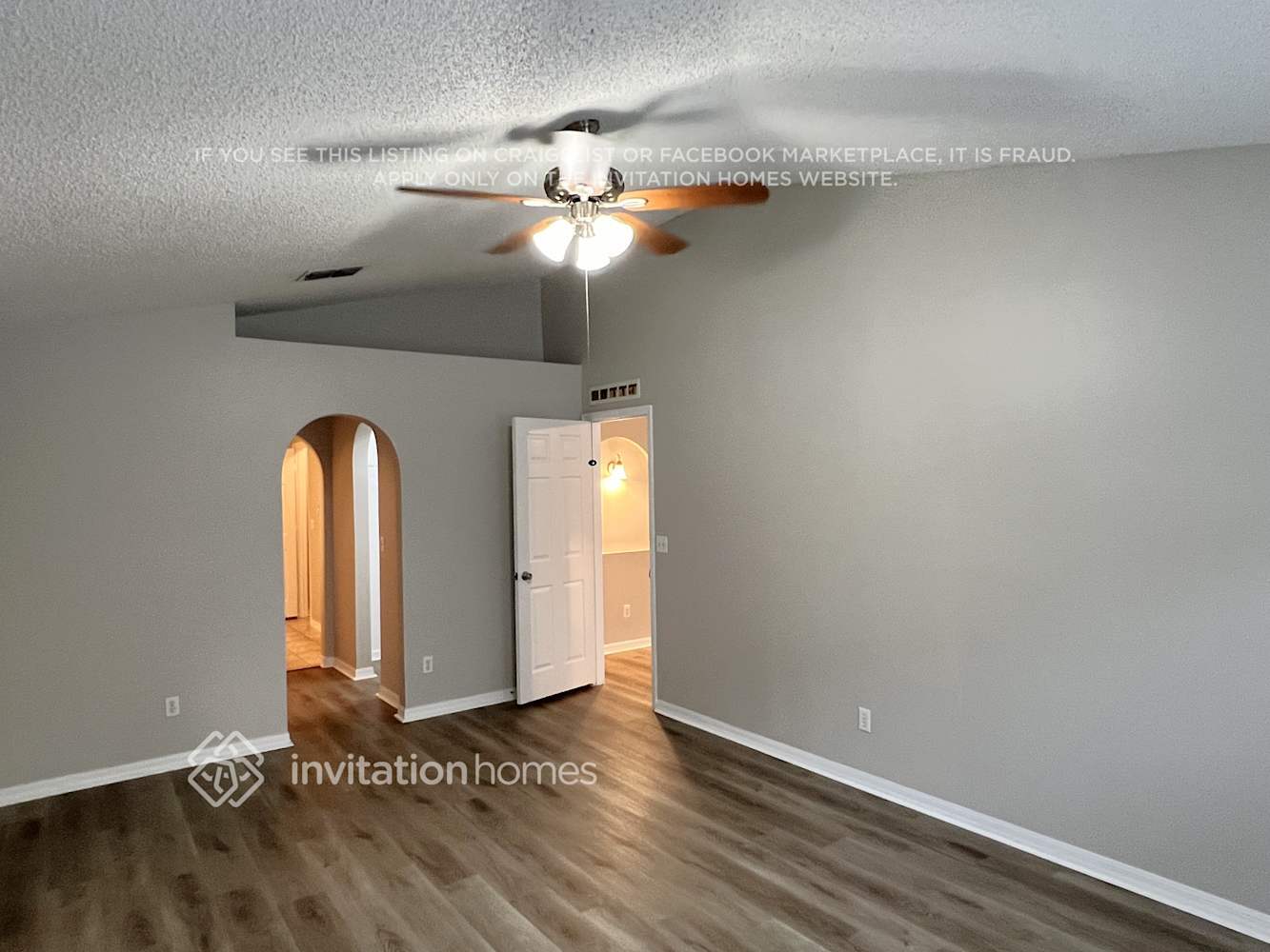 Building Photo - 4081 SW Rosser Blvd
