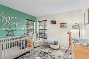 Building Photo - 301 Olivewood Pl