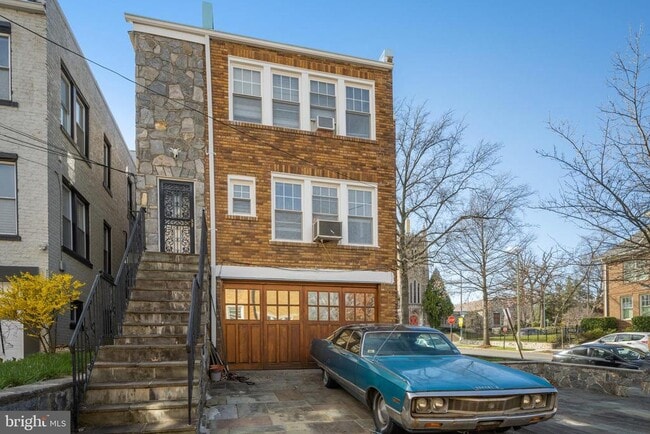 Building Photo - 4221 16th St NW