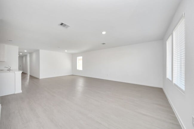 Building Photo - 29010 Pearl Barley Wy