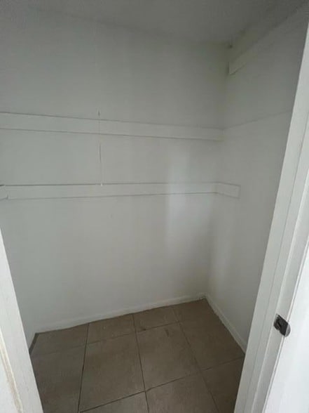 Building Photo - 4998 Kirk Rd