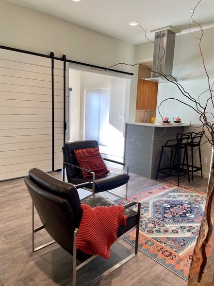 Building Photo - 178 Bow Rd