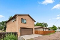 Building Photo - 809 Columbia St