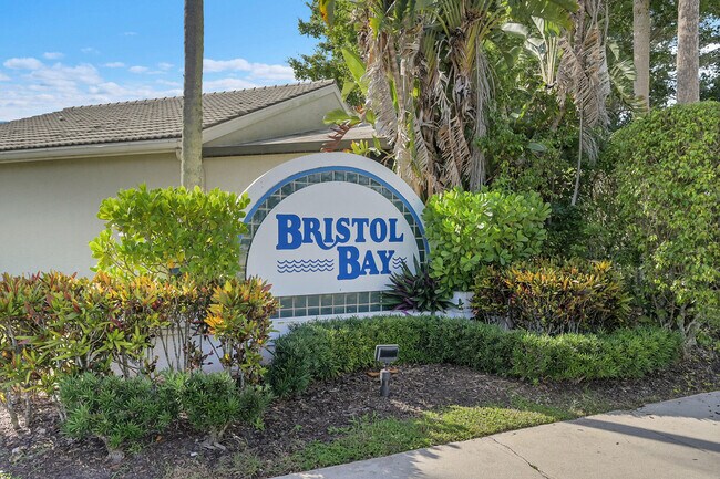 Building Photo - 7306 Michigan Isle Rd