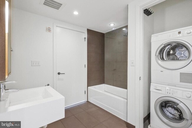 Building Photo - 1515 15th St NW