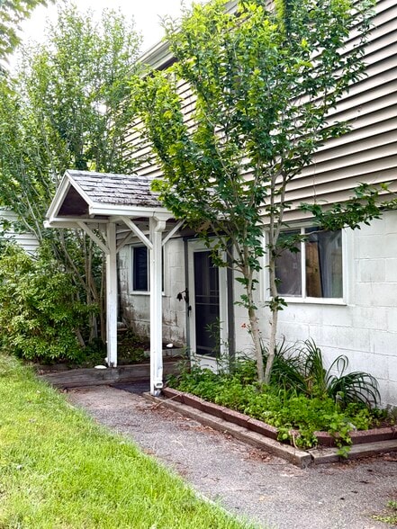 Building Photo - 9 Seaview Ave
