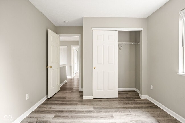 Building Photo - 9989 Worthington Blvd