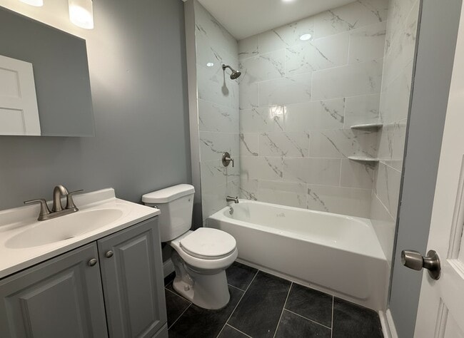 Building Photo - 1010 S Ithan St