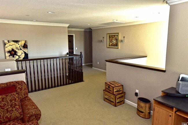 Building Photo - 1416 Couples Cir