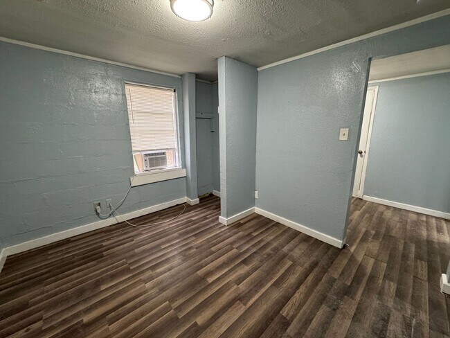 Building Photo - 2 Bedroom / 1 Bath Home – Lake City, FL