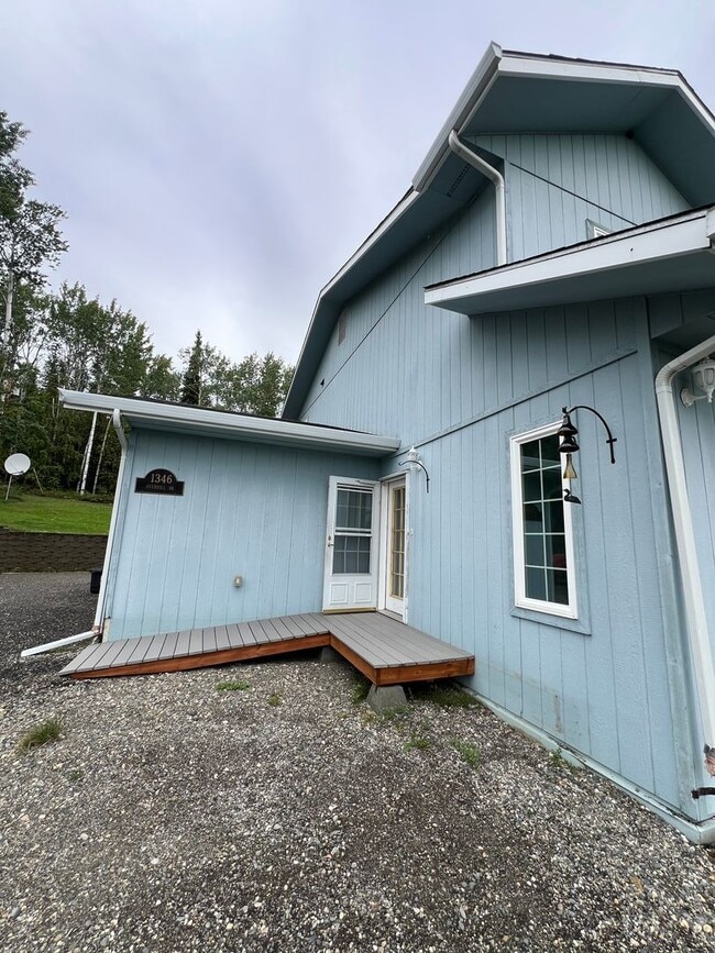 Building Photo - Spacious 3BR/2.5BA Fairbanks Home – Garage...