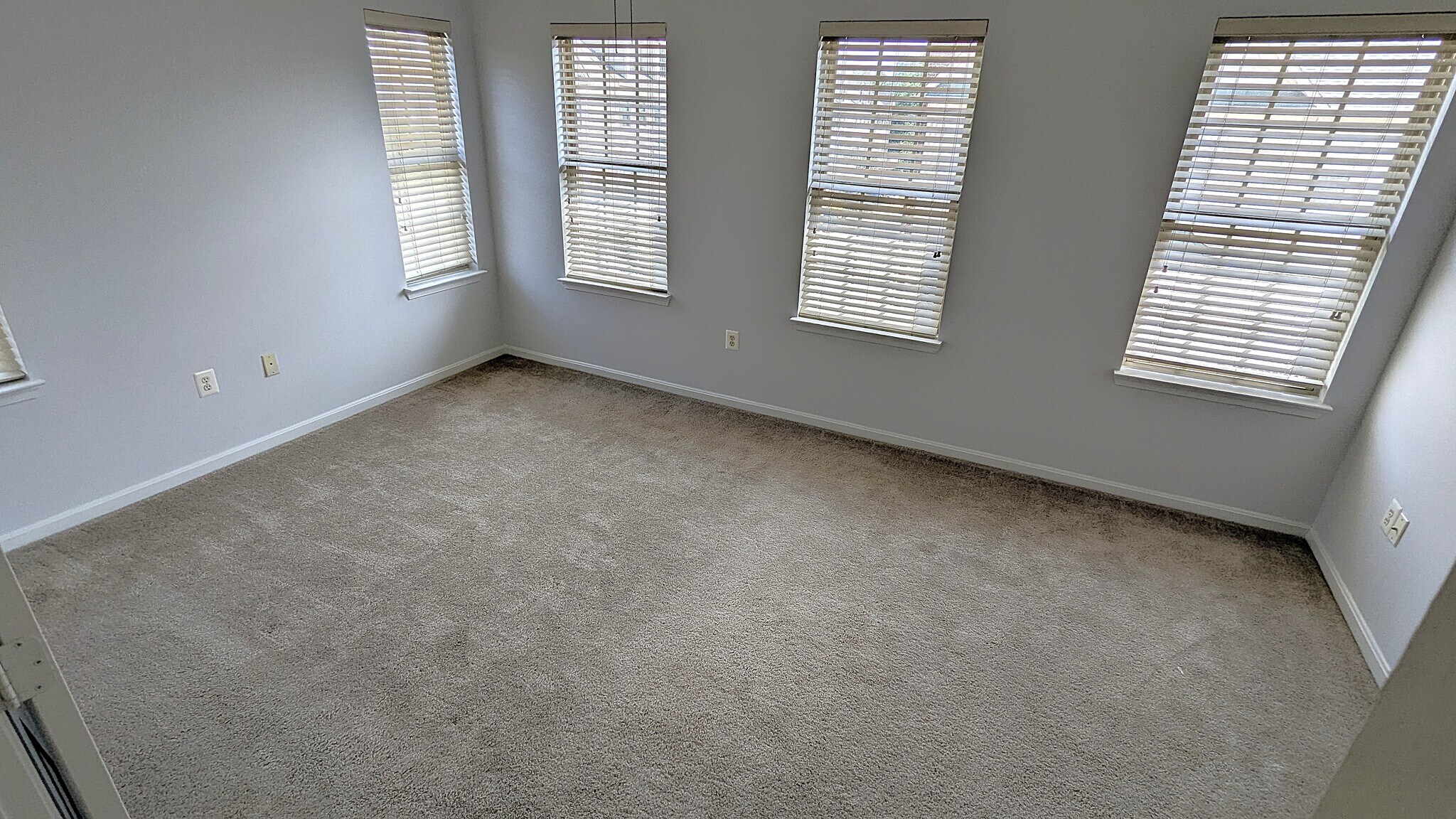 Building Photo - 46368 Hobbs Sq
