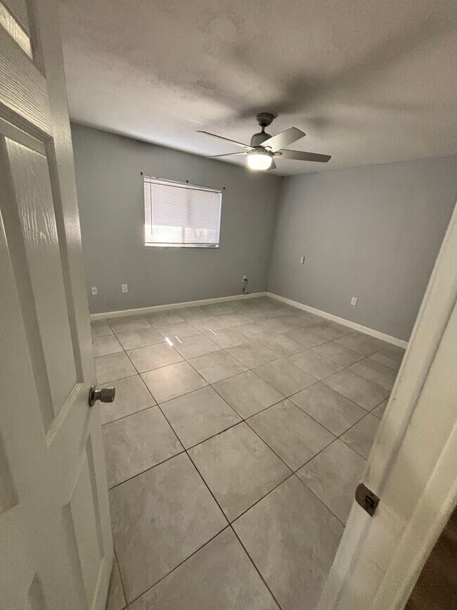 Building Photo - 3059 Gypsy St