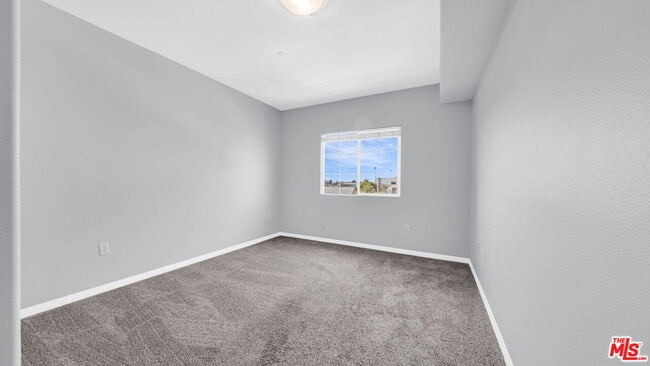 Building Photo - 1408 W Washington Blvd