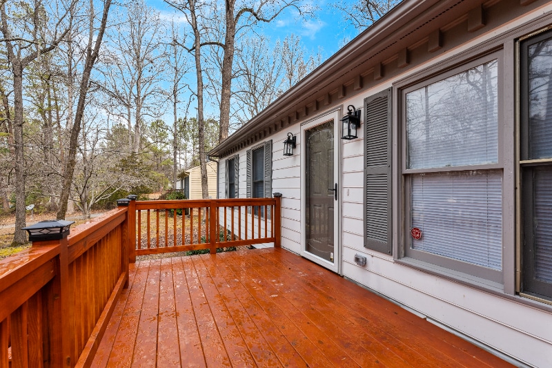 Building Photo - 5802 Lillie Dr