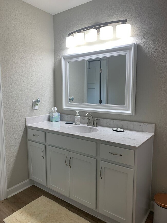 Building Photo - 3 Bedroom 2 Bath Home in Coinjock availabl...