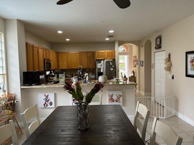 Building Photo - 759 Gazetta Way