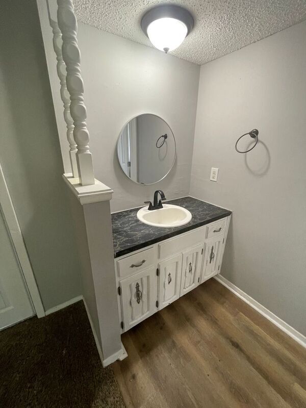 Building Photo - 2556 W Cardinal St