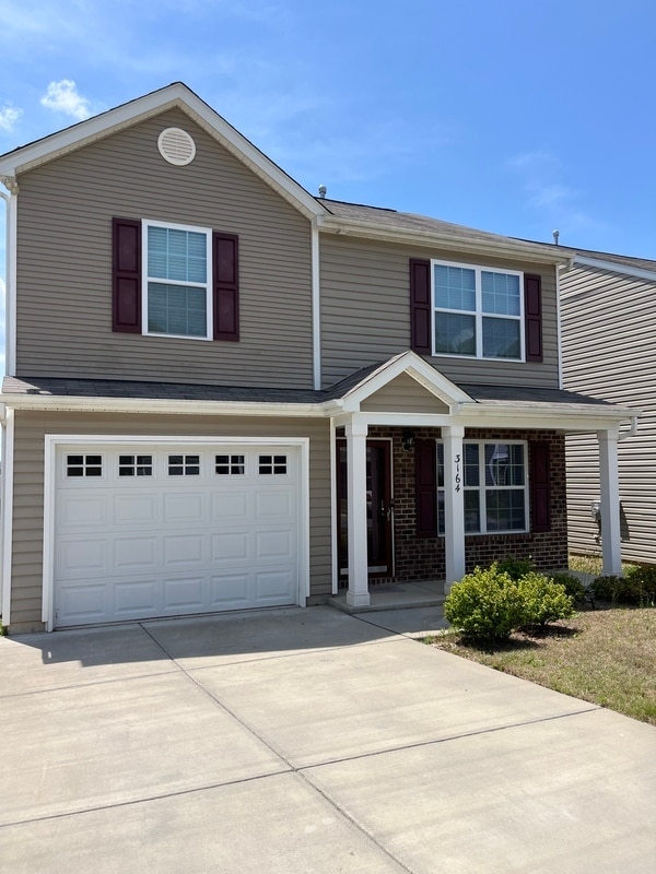 Primary Photo - 3164 Winesap Dr