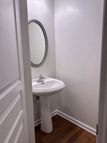 Building Photo - 3567 Archgate Ct