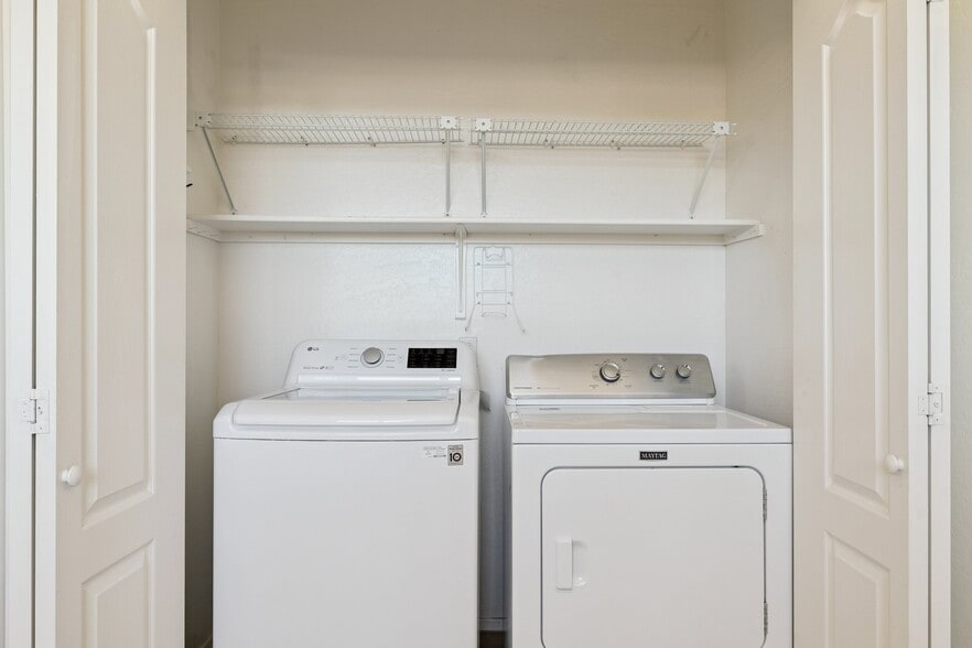 Building Photo - 13826 N Saguaro Blvd