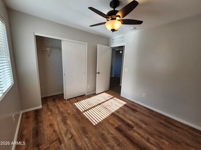 Building Photo - 23739 N El Frio Ct