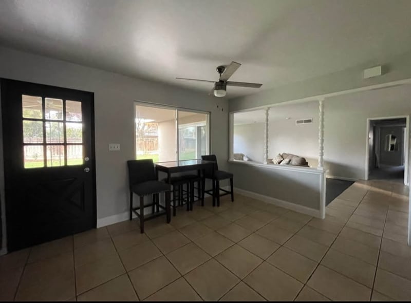 Building Photo - 3272 W Browning Ave