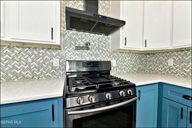 Building Photo - 2013 Sun Country Dr