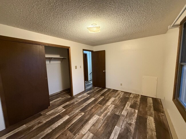 Building Photo - Two bedroom, one and bathroom townhome loc...