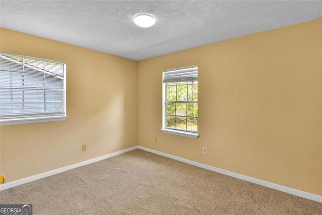 Building Photo - 8941 Ashwood Dr