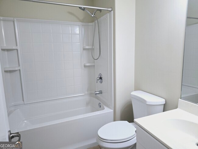 Building Photo - 249 Durham Park Way